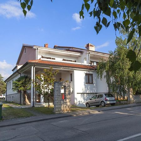 Apartment Urban Porec Esterno foto