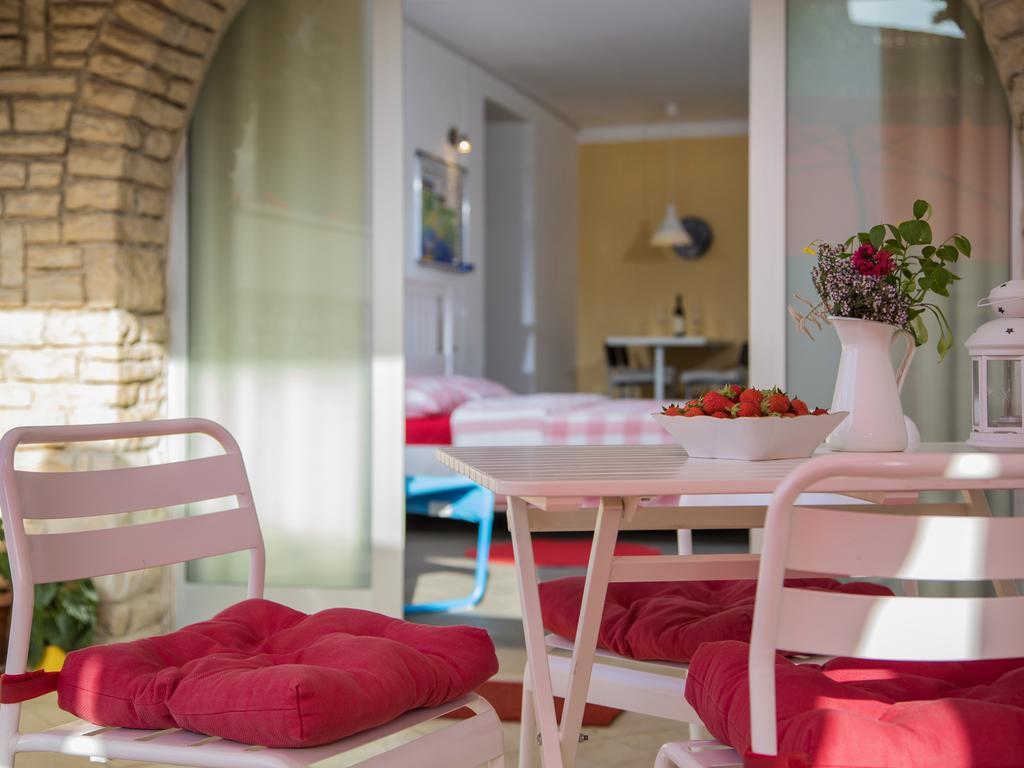 Apartment Urban Porec Esterno foto